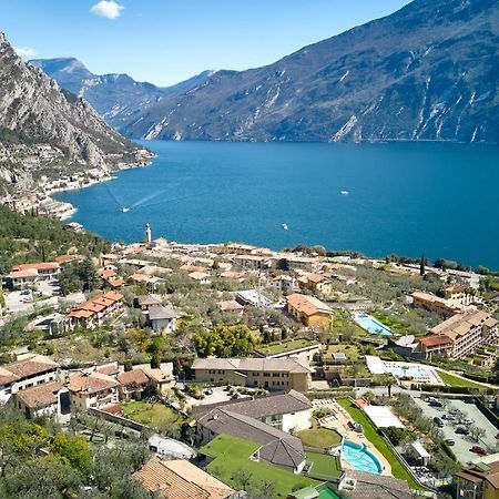 Hotel Royal Village Limone sul Garda Eksteriør billede