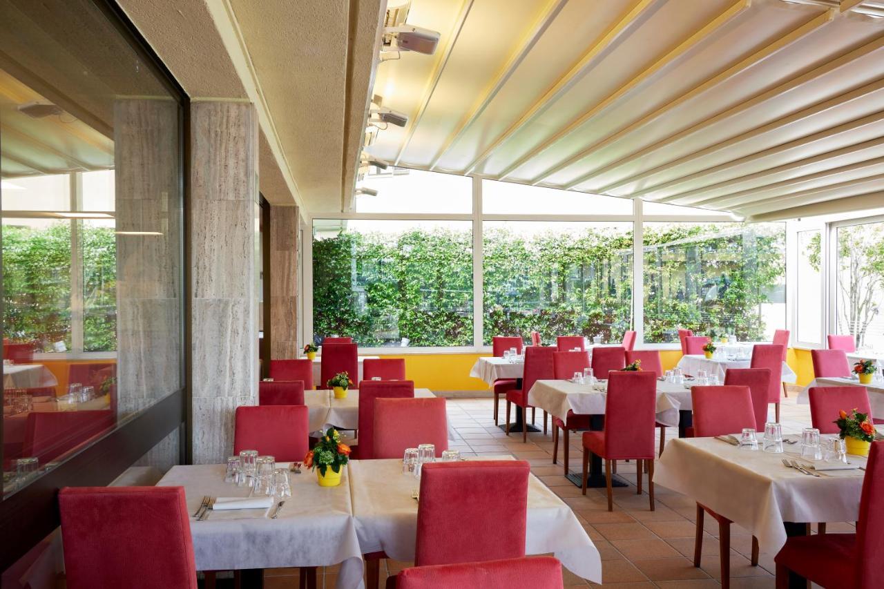 Hotel Royal Village Limone sul Garda Eksteriør billede