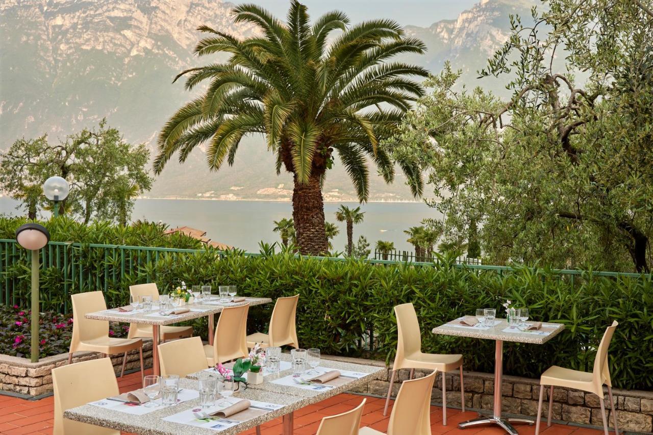 Hotel Royal Village Limone sul Garda Eksteriør billede