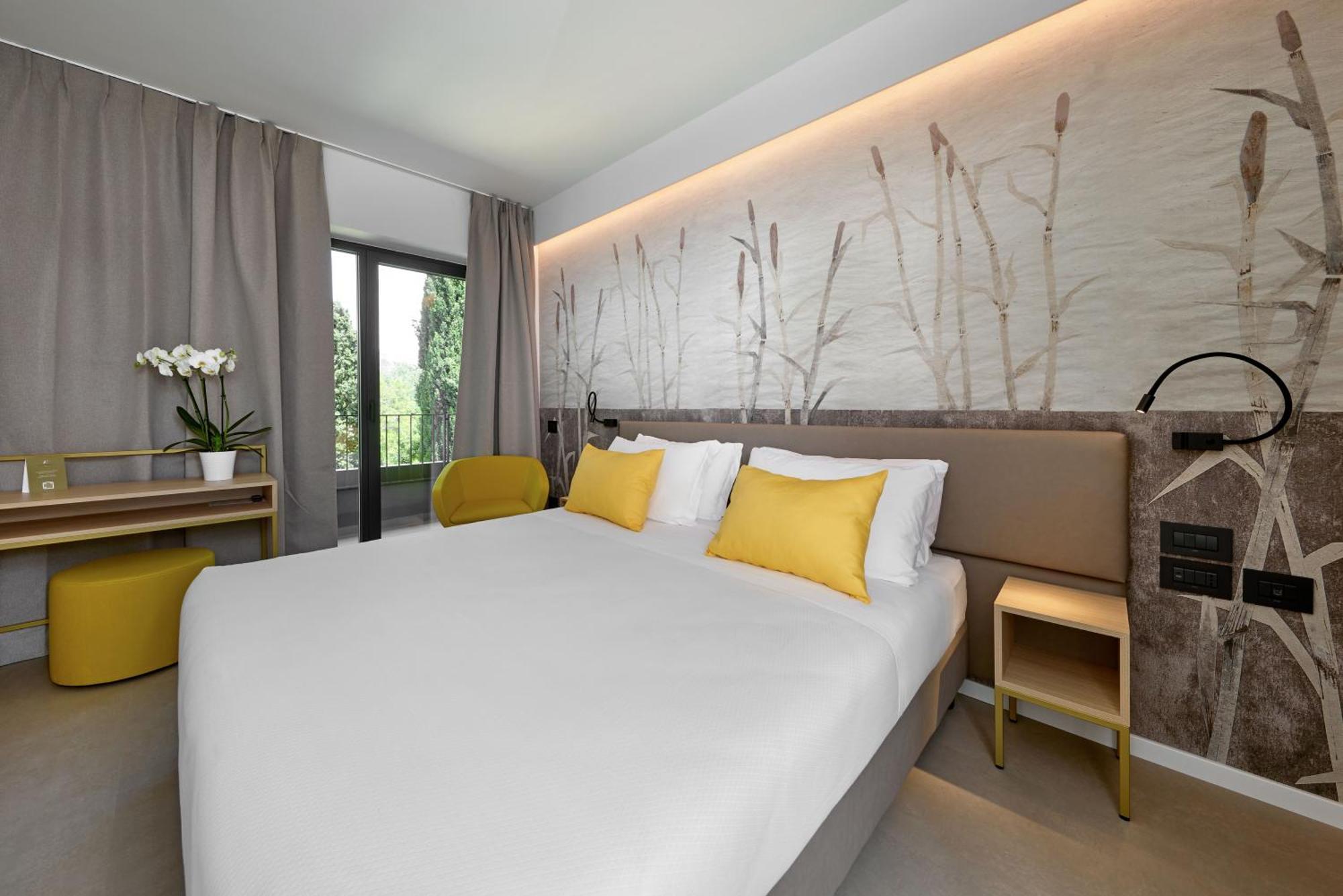 Hotel Royal Village Limone sul Garda Eksteriør billede