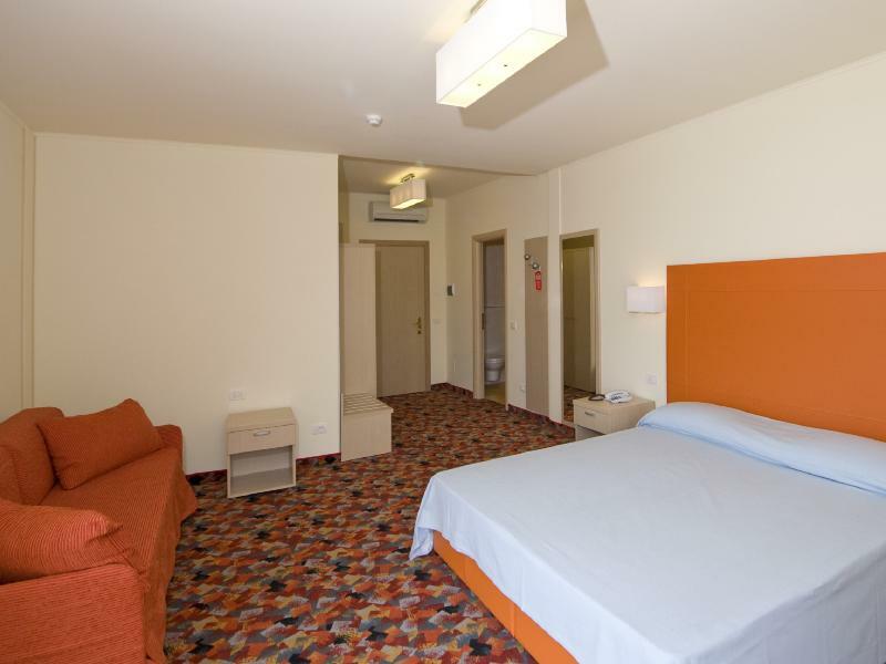 Hotel Royal Village Limone sul Garda Eksteriør billede