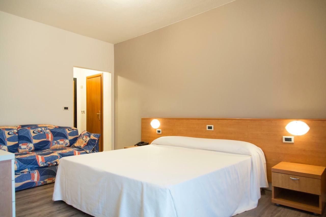 Hotel Royal Village Limone sul Garda Eksteriør billede
